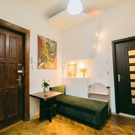 Apartamento House Of Art Bucarest Exterior foto