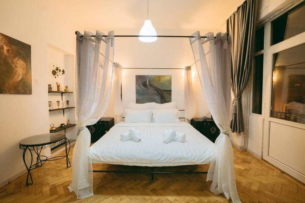 Apartamento House Of Art Bucarest Exterior foto
